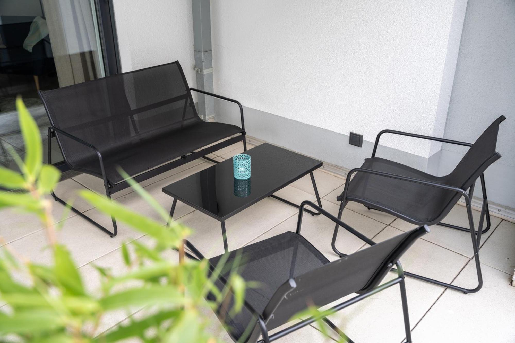 Zentral - Fuer 6 - 2X Frei Parken - Terrasse Apartment Giessen Ngoại thất bức ảnh