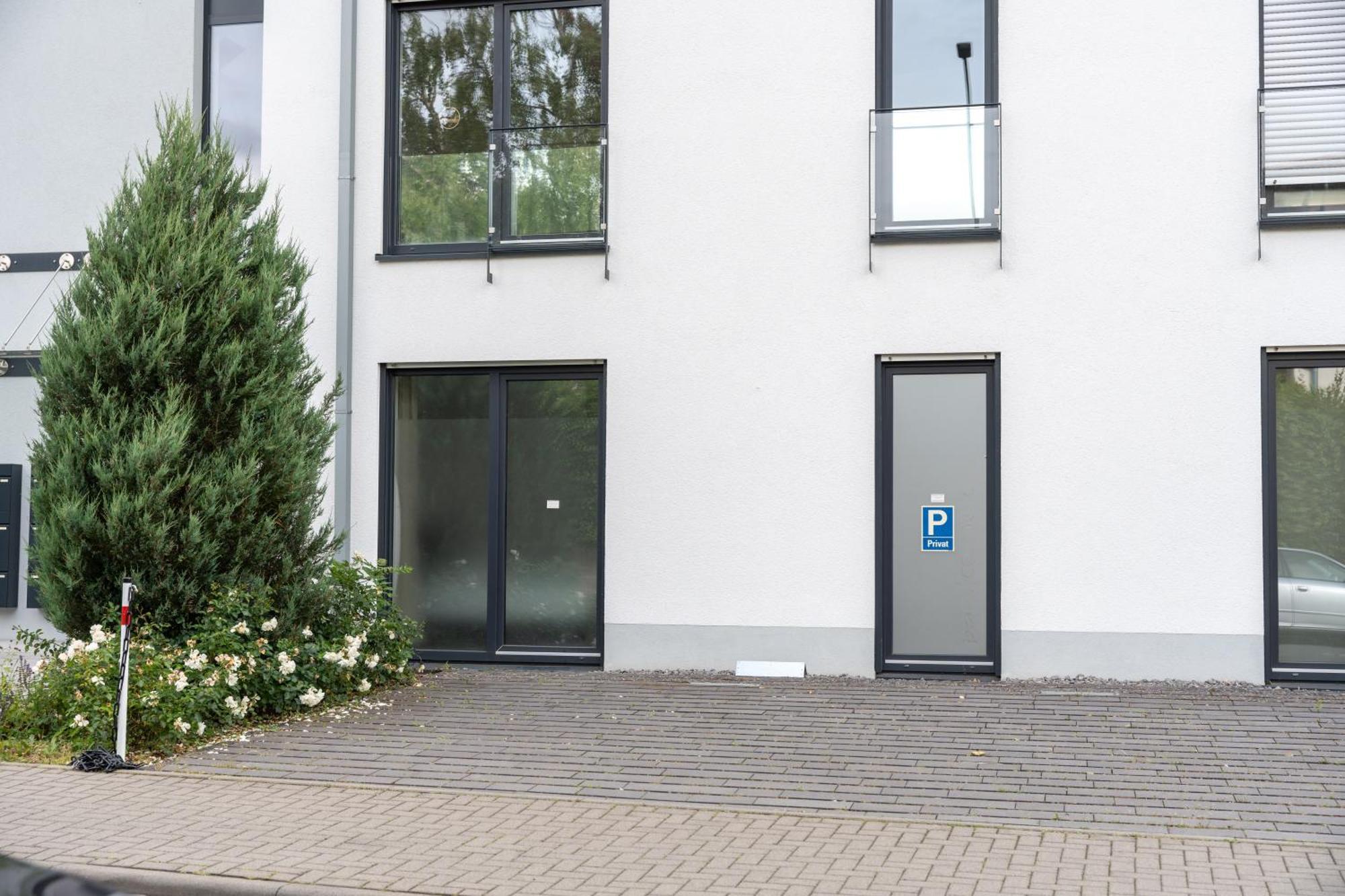 Zentral - Fuer 6 - 2X Frei Parken - Terrasse Apartment Giessen Ngoại thất bức ảnh